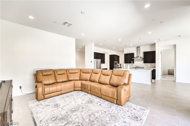 10220 MEANDERING DELL Avenue, Las Vegas, NV 89166