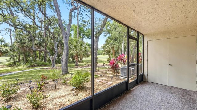 3025 QUAIL HOLLOW 17, Sarasota, FL 34235