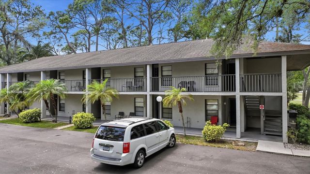 3025 QUAIL HOLLOW 17, Sarasota, FL 34235