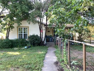 3203 1/2 Cherrywood RD A, Austin, TX 78722
