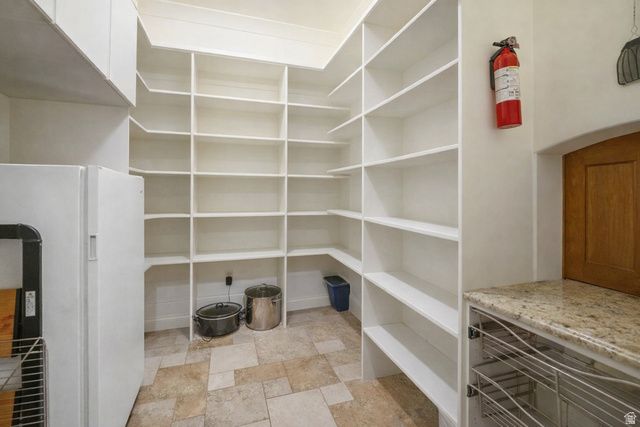 10493 N IVERSON LN, Highland, UT 84003