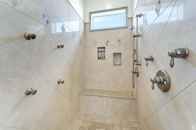 10493 N IVERSON LN, Highland, UT 84003