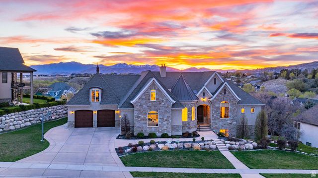 10493 N IVERSON LN, Highland, UT 84003