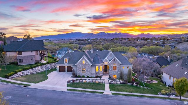 10493 N IVERSON LN, Highland, UT 84003