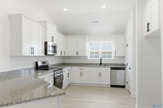 14098 Wildflower Drive, Harvest, AL 35749