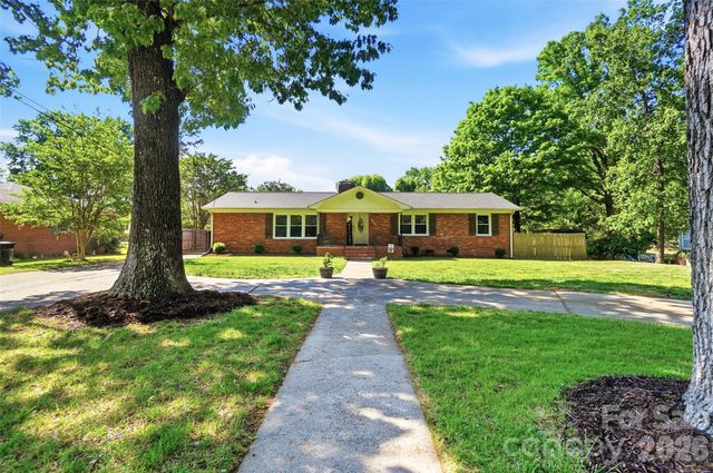 1205 Woodland Avenue, Monroe, NC 28112