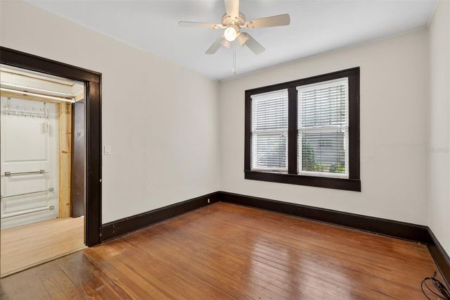 1022 N DONNELLY STREET, Mount Dora, FL 32757