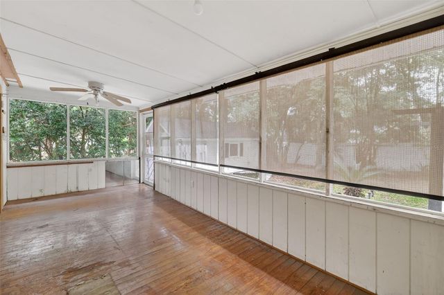 1022 N DONNELLY STREET, Mount Dora, FL 32757