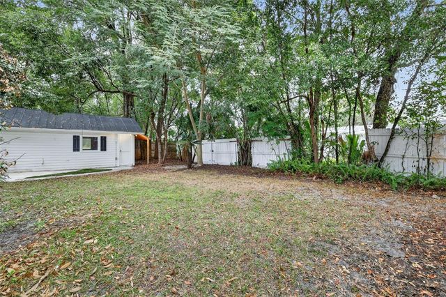 1022 N DONNELLY STREET, Mount Dora, FL 32757