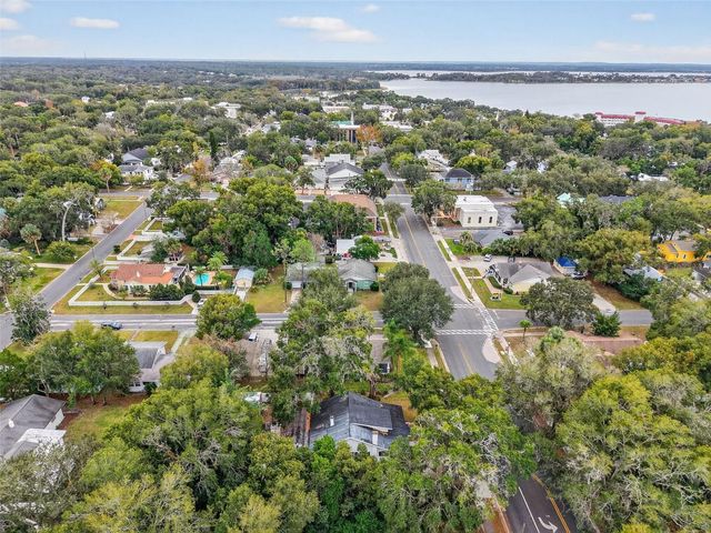 1022 N DONNELLY STREET, Mount Dora, FL 32757