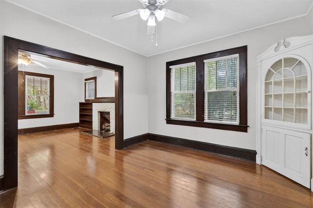 1022 N DONNELLY STREET, Mount Dora, FL 32757