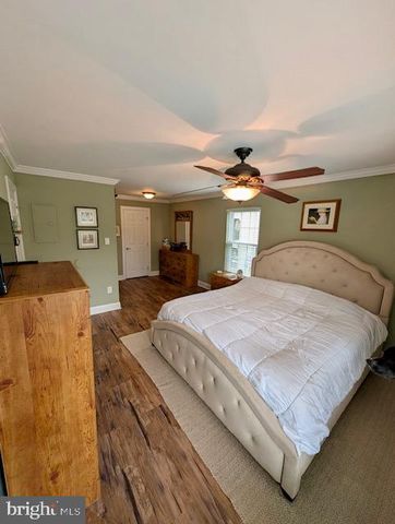 15 PROVINCETOWN DR, Marlton, NJ 08053
