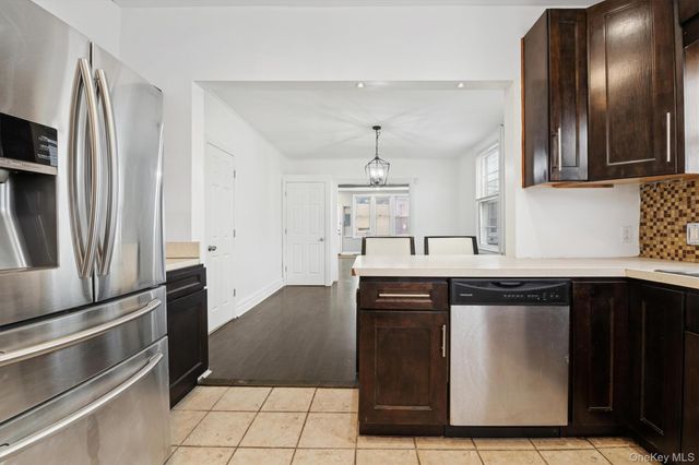 46 Benedict Avenue, Valley Stream, NY 11580