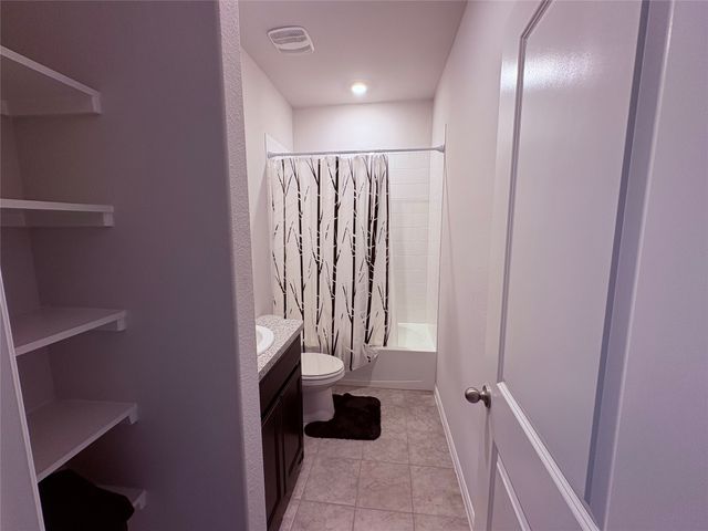16721 Porterfield Lane, Justin, TX 76247