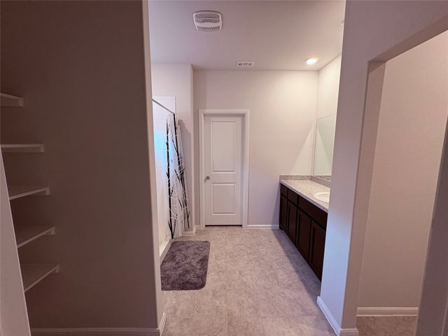 16721 Porterfield Lane, Justin, TX 76247