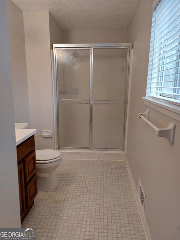 710 Georgia Avenue, Fayetteville, GA 30214