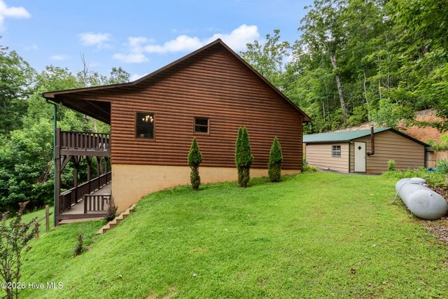 380 Bear Trail, Murphy, NC 28906