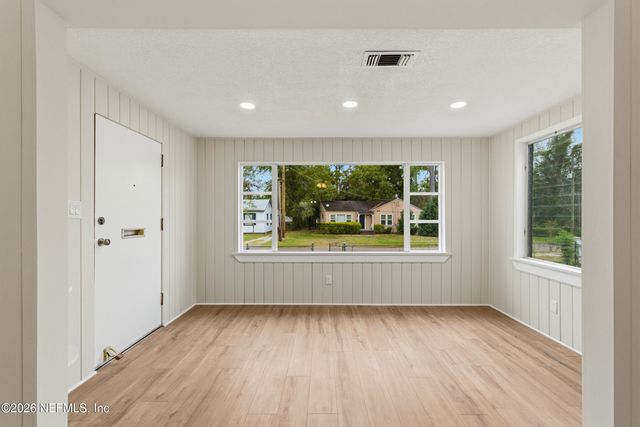 4817 MANCHESTER Road, Jacksonville, FL 32210