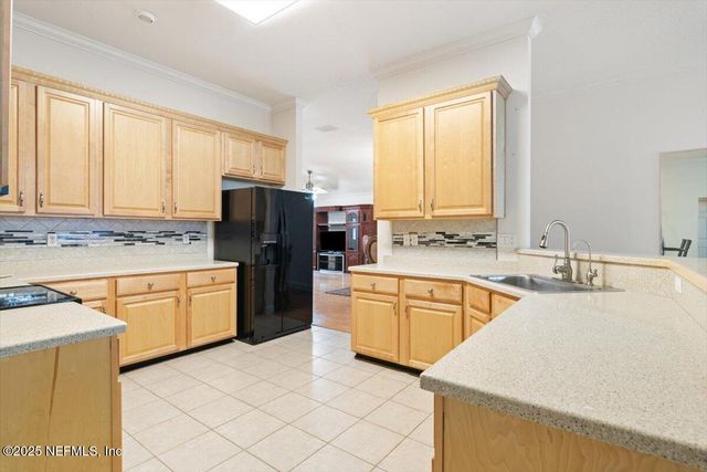 2040 EMERALD GREEN Road, Jacksonville, FL 32246