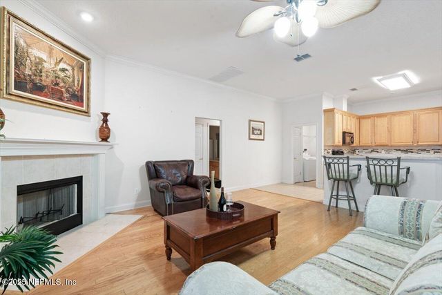 2040 EMERALD GREEN Road, Jacksonville, FL 32246