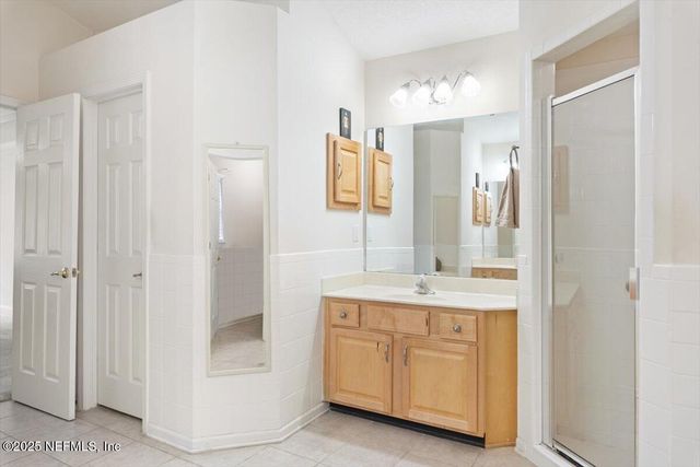 2040 EMERALD GREEN Road, Jacksonville, FL 32246