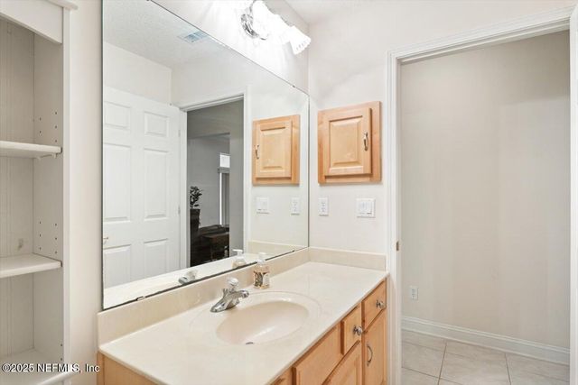 2040 EMERALD GREEN Road, Jacksonville, FL 32246