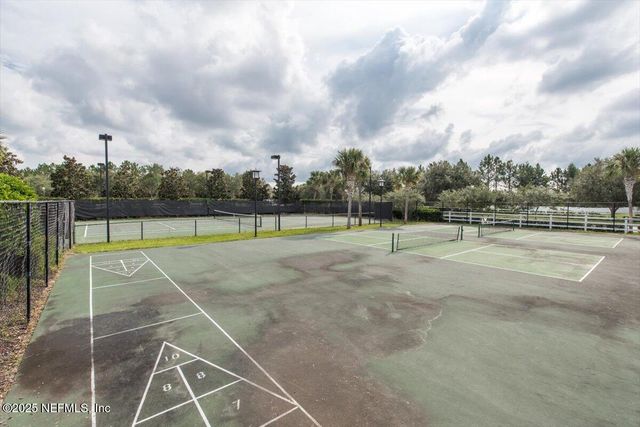 2040 EMERALD GREEN Road, Jacksonville, FL 32246