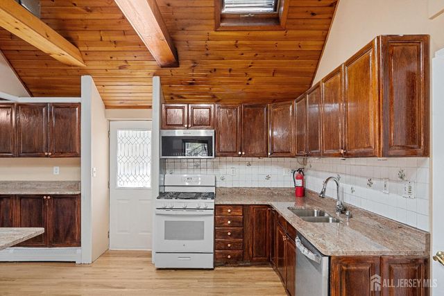 3850 RT-27 Route, South Brunswick, NJ 08540