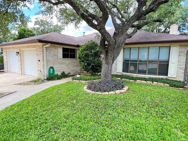 5809 WINTERHAVEN DR, Windcrest, TX 78239