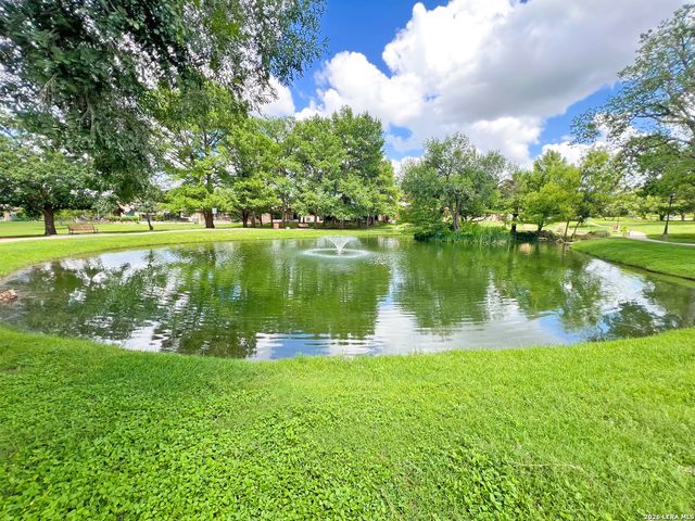 5809 WINTERHAVEN DR, Windcrest, TX 78239