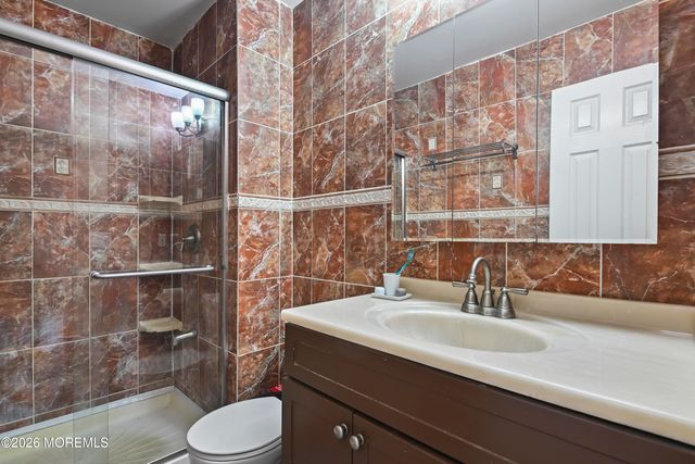 67 Albury Way, North Brunswick, NJ 08902