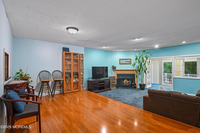 67 Albury Way, North Brunswick, NJ 08902