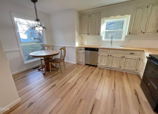 131 Clancy Circle, Cary, NC 27511