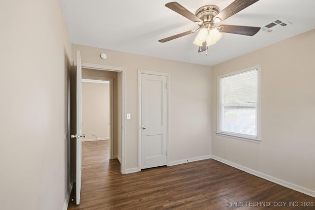 729 N 72nd East Avenue, Tulsa, OK 74115