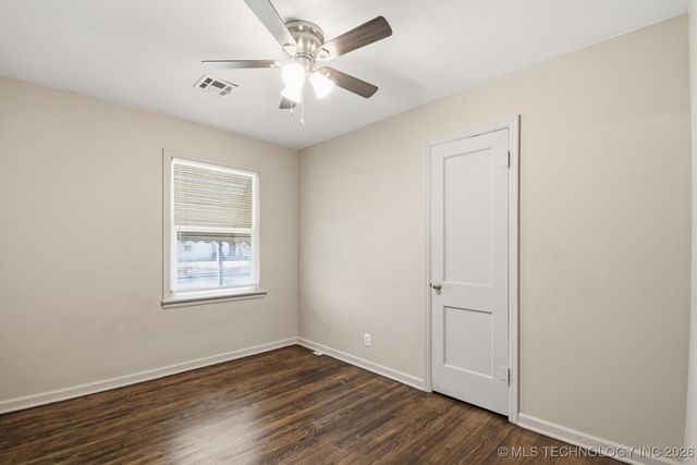 729 N 72nd East Avenue, Tulsa, OK 74115