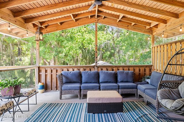 2247 SEGOVIA Avenue, Jacksonville, FL 32217