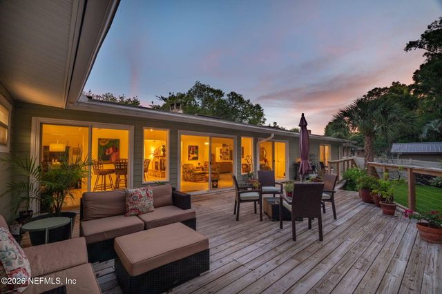 2247 SEGOVIA Avenue, Jacksonville, FL 32217