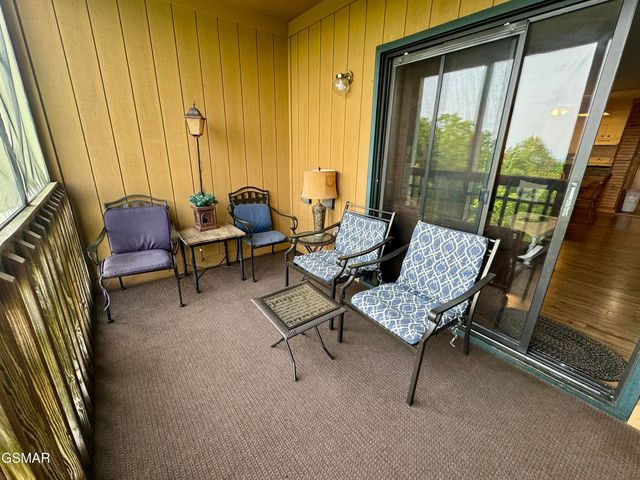 1102 Ski View Drive, Gatlinburg, TN 37738