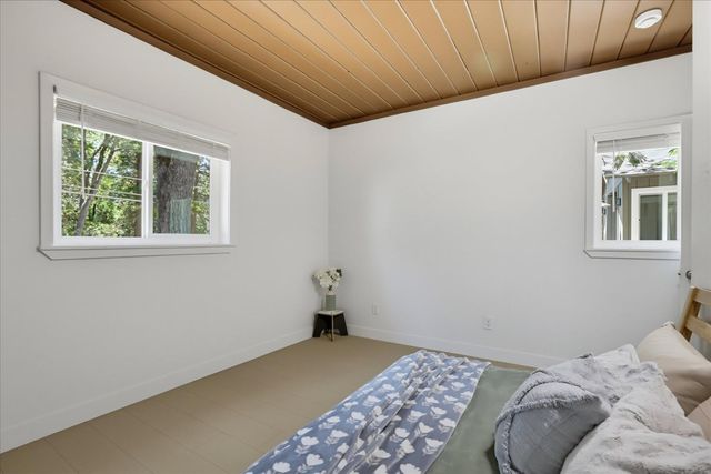 13316 Banner Lava Cap Rd, Nevada City, CA 95959