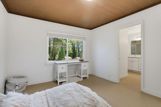 13316 Banner Lava Cap Rd, Nevada City, CA 95959