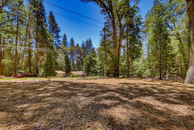 13316 Banner Lava Cap Rd, Nevada City, CA 95959