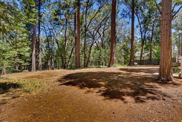 13316 Banner Lava Cap Rd, Nevada City, CA 95959