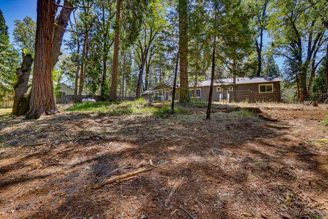 13316 Banner Lava Cap Rd, Nevada City, CA 95959