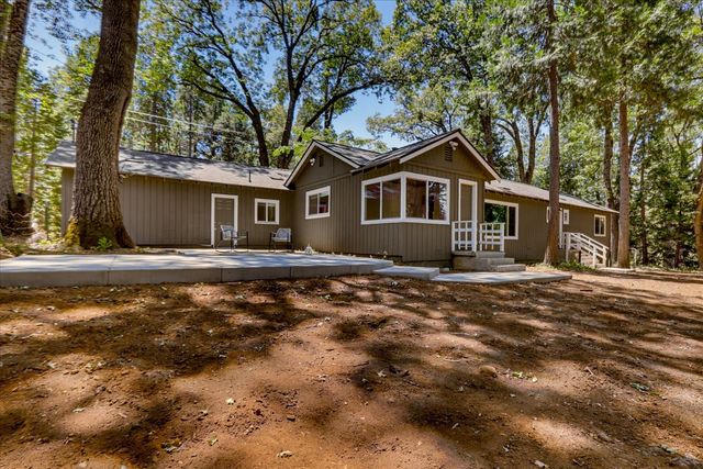 13316 Banner Lava Cap Rd, Nevada City, CA 95959