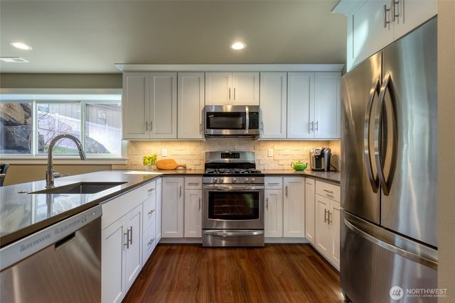 2049 Stillwater Drive, Walla Walla, WA 99362