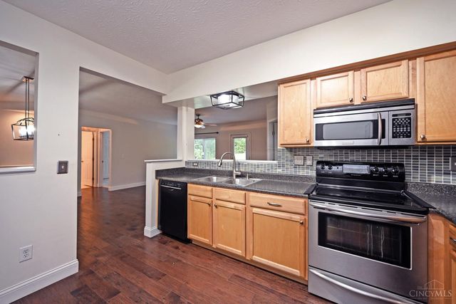 250 Postoak Lane, Milford, OH 45150