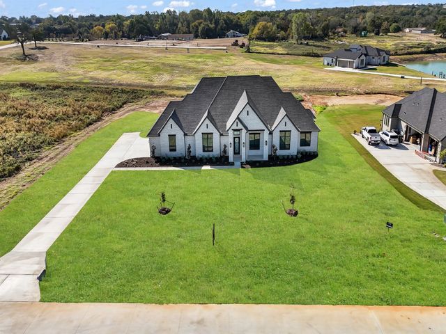 3009 Codigo Drive, Weatherford, TX 76088