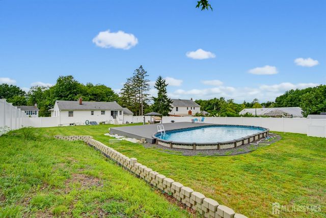 125 Higgins Road, Old Bridge, NJ 07747