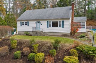 12 Lancaster St, Auburn, MA 01501