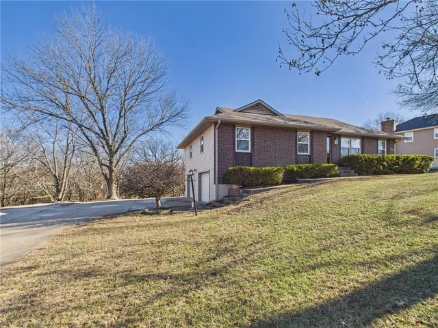1421 Grandview Drive, Warrensburg, MO 64093